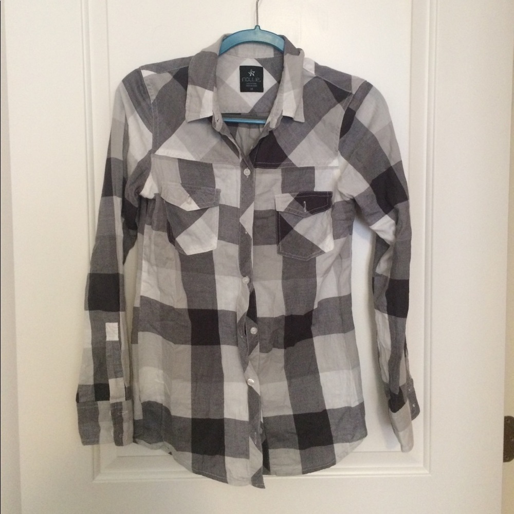 Nollie Plaid Button Up Shirt